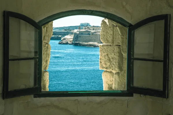 Modifier ses habitudes et addictions avec l’hypnose à Larmor-Plage